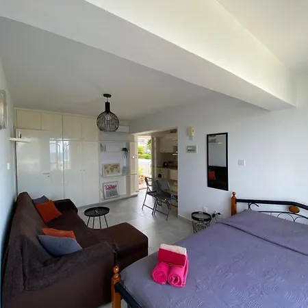 Cozy Coral Bay Studio By The Sea Exterior photo