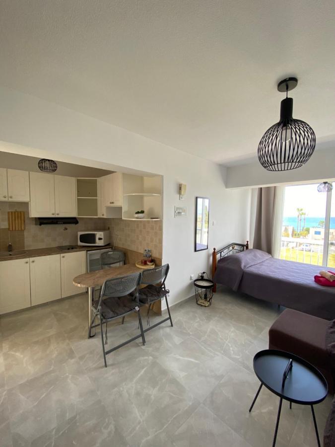 Cozy By The Sea Apartment
